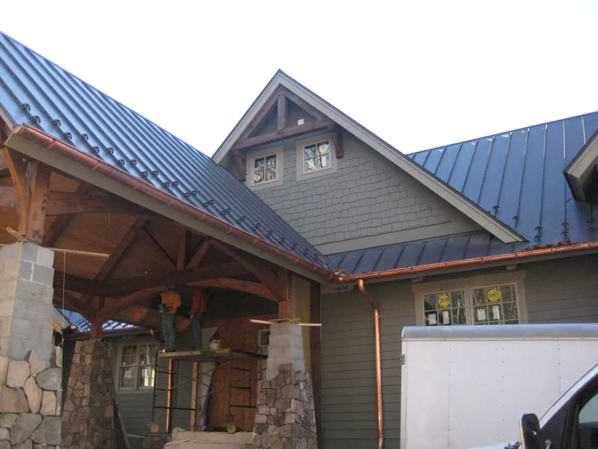 Craftsman Roofing team delivering quality roofing work in Woodport